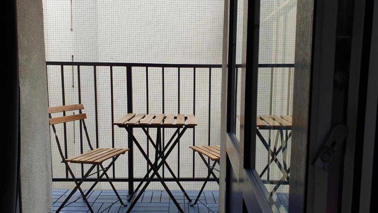 Modern Apartment In The City Center คาโตวีตเซ ภายนอก รูปภาพ